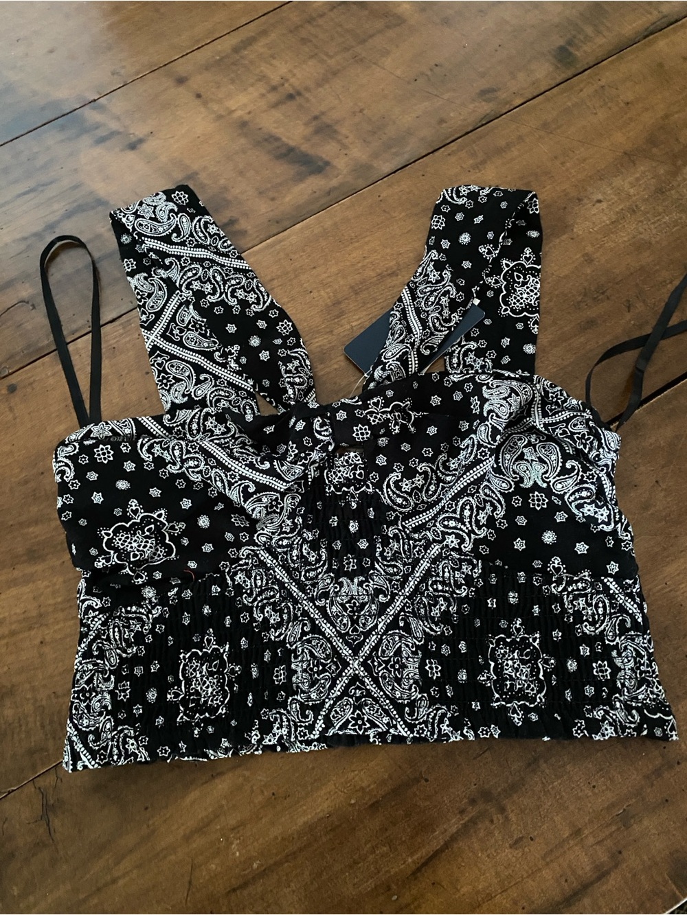 Monteau Black Paisley Smocked Linen Rayon Blend Crop Halter Bandana Western Top